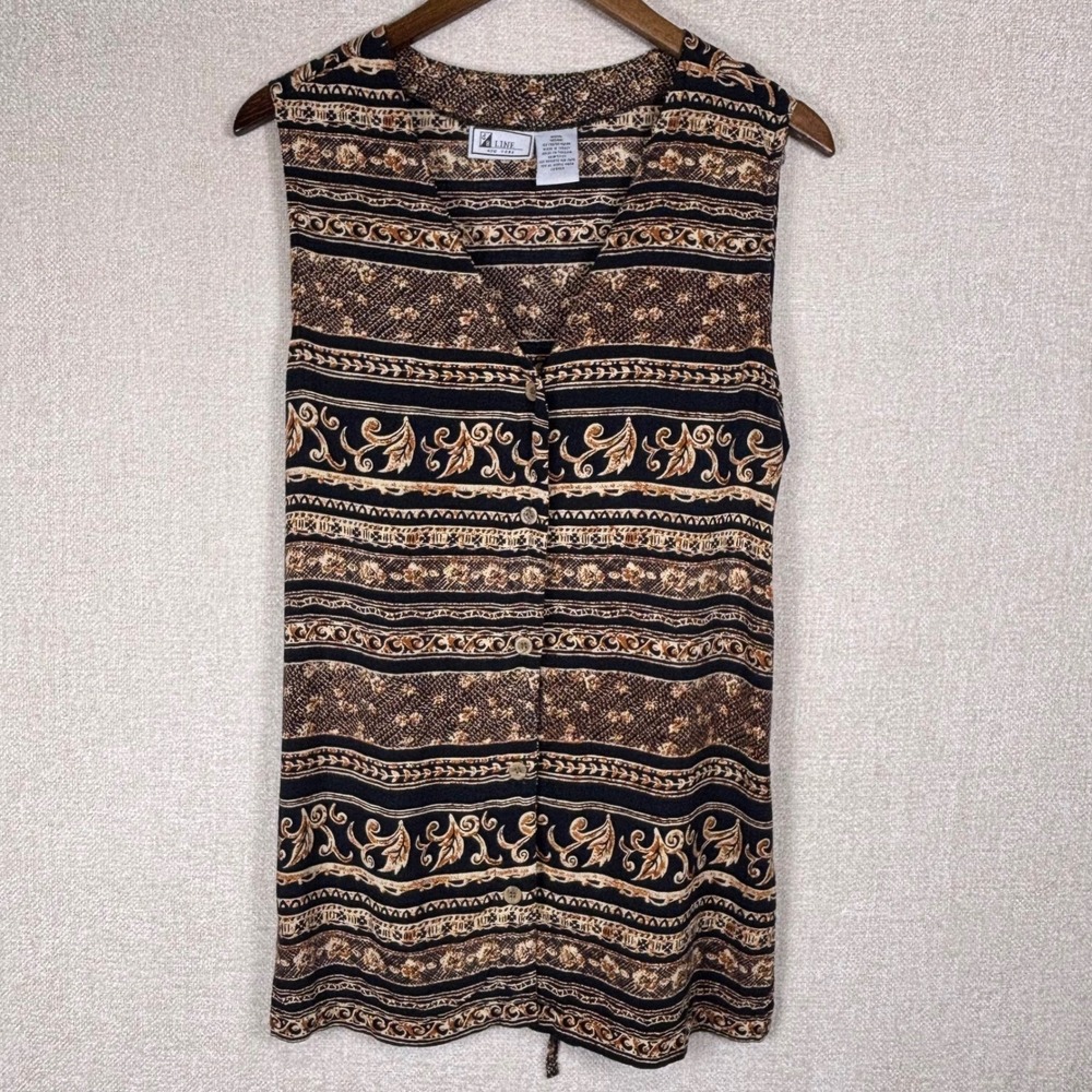 DB Line New York Womens Medium Sleeveless Button Front Paisley Print Vest Top
